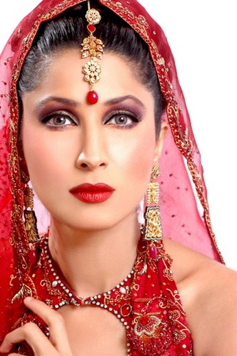 hair and makeup styles. Babloo Makeup Styles