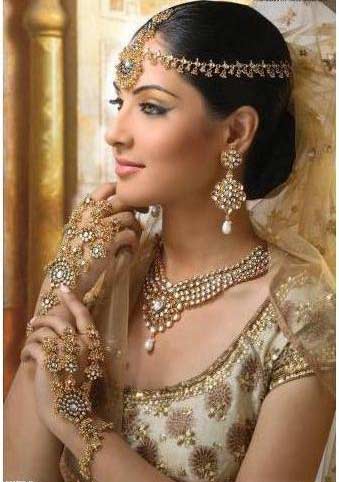 Indian Bridal Makeup on Indian Bride Jewelry Panjangla Jewelry Design For Pakistani Bridal