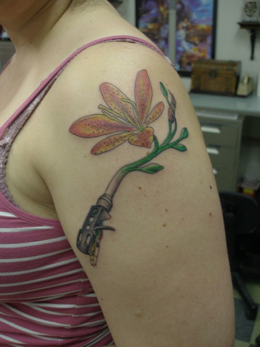 lilly flower tattoos. Lily Flower Tattoo Sholder