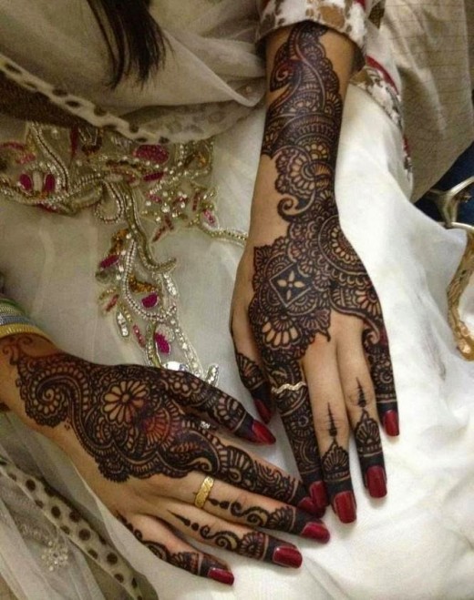 Bridal Modern Style Mehndi Design Photo 2015