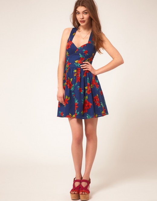 Short Summer Dress in Floral Print 2016