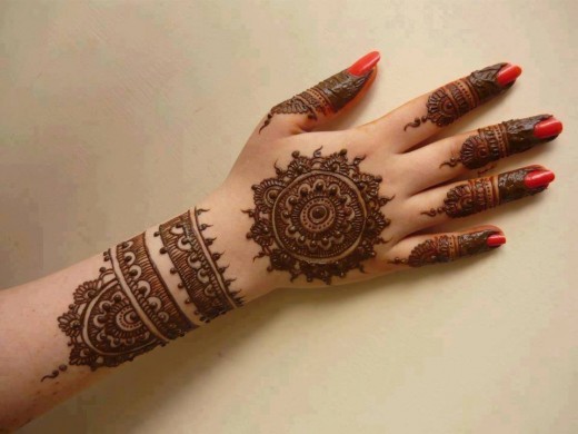 Full Hand Arabic Mehndi Designs for This Summer