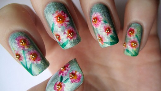 Flowery Nail Paint Design for Wedding