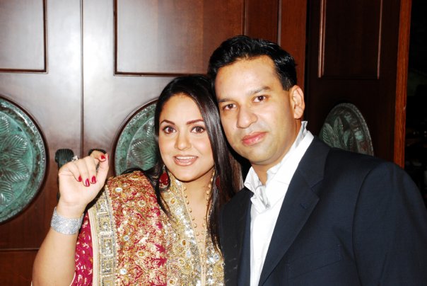Nadia Khan With husband.