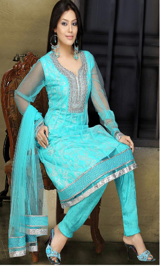 Punjabi Churidar Suits Designs For Weddings - SheClick.com