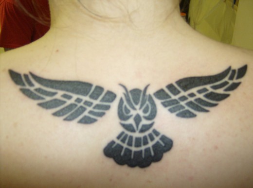 Owl Upper Back Tattoo Designs For Girl 