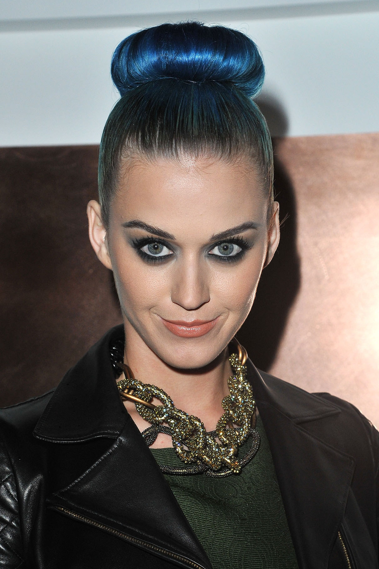 15+ Hottest Singer Katy Perry Pictures 2012 - SheClick.com